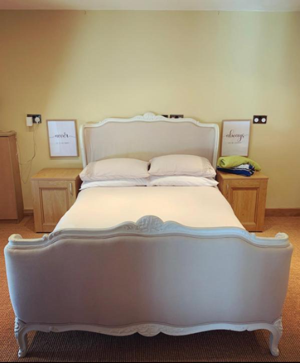 Annie The Annex, A Self Contained From Fully Equipped Space With Street Parking Ilkeston